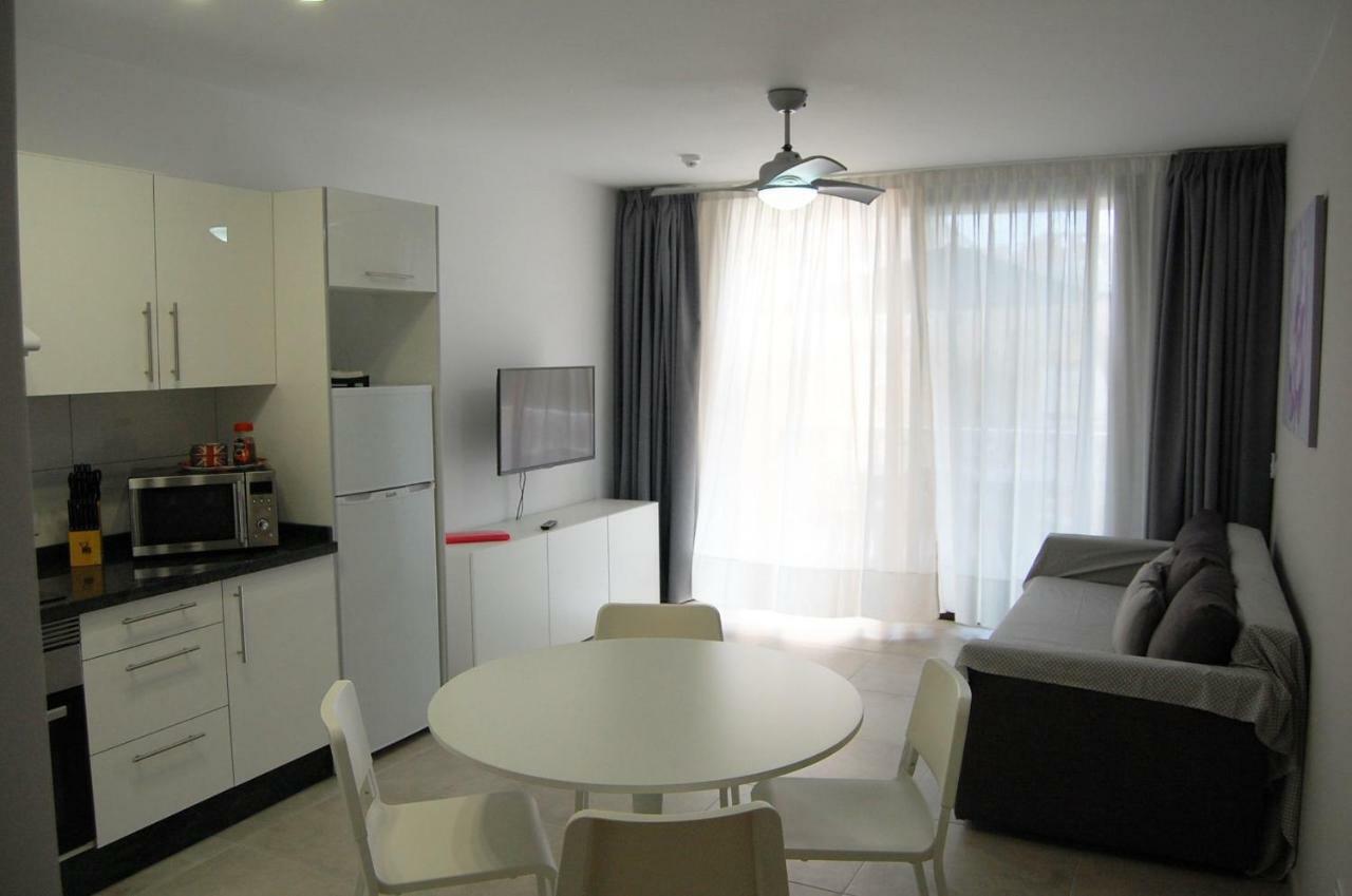 Paradise Court Americas Wifi Pool 25 * Costa Adeje (Tenerife)